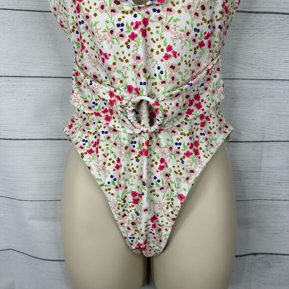 Lulus Womens size Medium Vacation Calling White Floral O-Ring One Piece Swimsuit - Picture 5 of 11